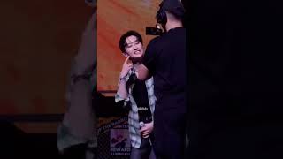 😂 "لحظة عفوية من Eunhyuk خلت الكل ينهار ضحك!"