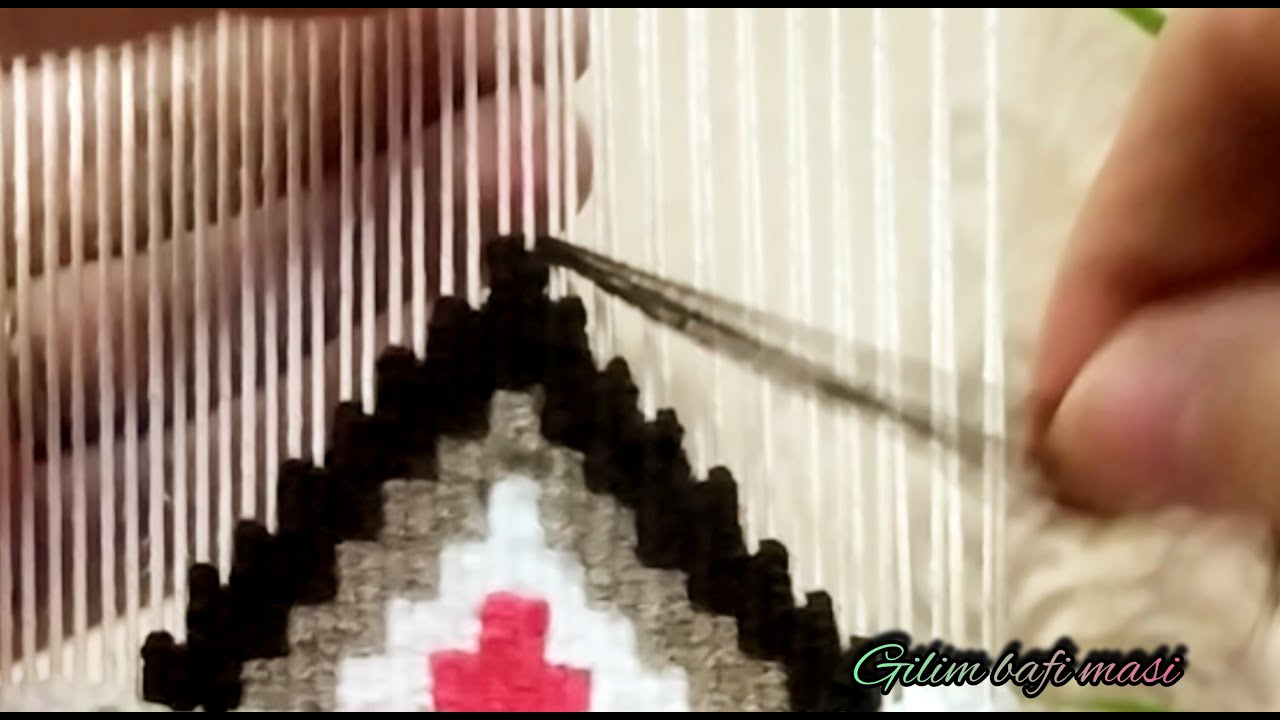 دلیل اصلی منظم بودن طرح و نقشه گلیم بافی وراحترین روش بافت نقشه گلیم بافی سنتی😇#گلیمبافی #صنایع دستی