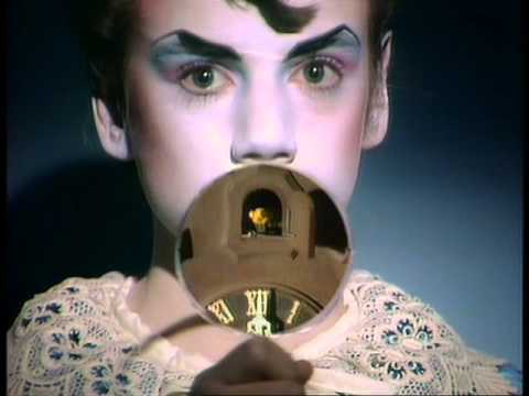Putar Mind Of A Toy - Soft Cell