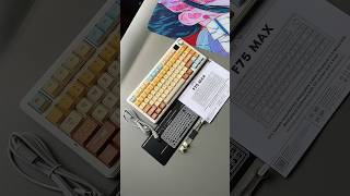 T.A.S dans 24h 🕛 merci à @Epomaker pour ce magnifique F75 Max Caramel Pudding 🤎 #gaming #keyboard