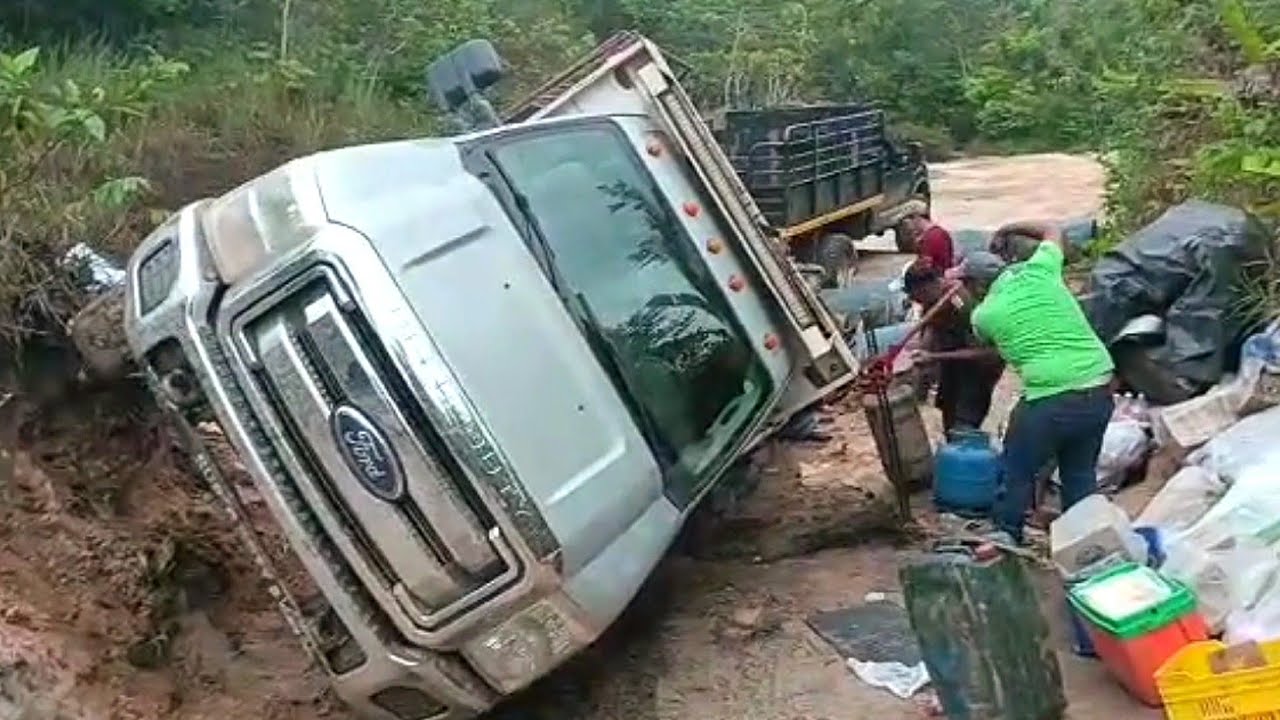 DESAFIANDO LOS LÍMITES¡ Ford Super Duty F350 4x4 en Lodo con DEMASIADO PESO DE CARGA | 4X4 Venezuela