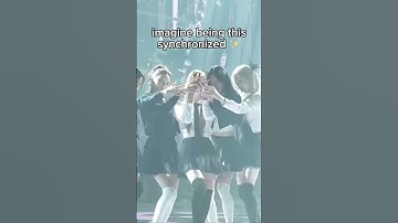 Thumbnail of imagine being this synchronized … ✨✨ || itzy #itzy #kpop #shorts