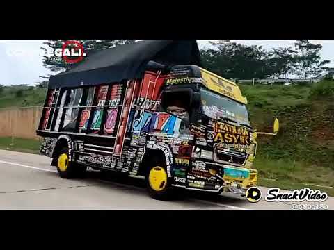 aku kasih truk.truk oleng.oleng aduh mamae ada cwo baju merah