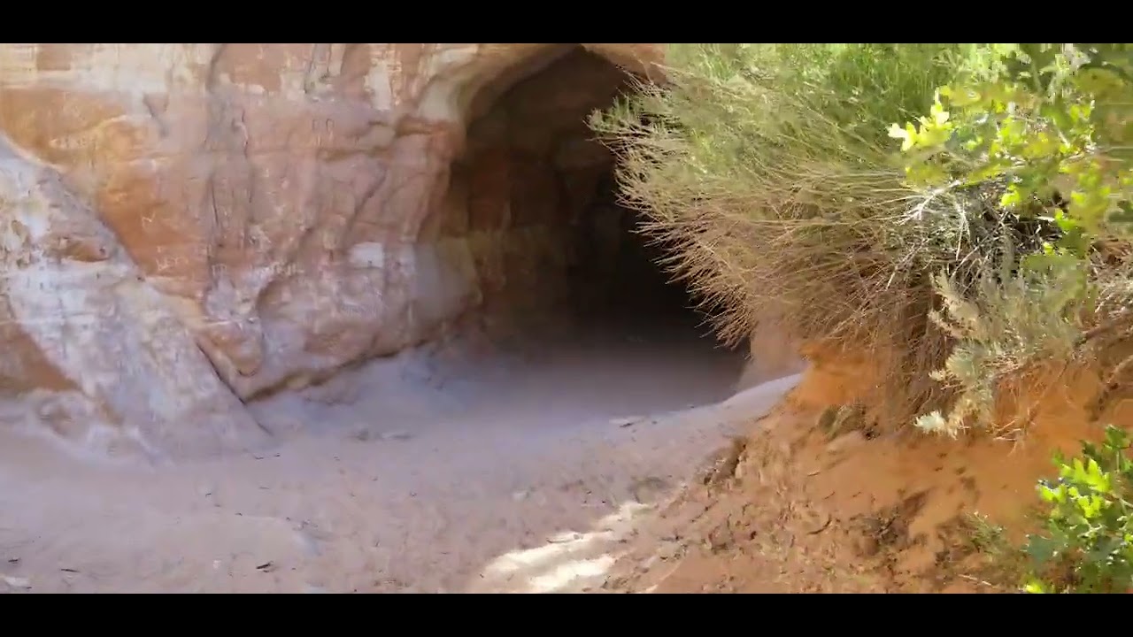 The Belly of the Dragon in Mt Carmel Junction Utah