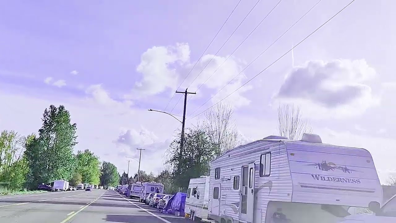 Homeless RV Campers in Portland, Oregon | 2023