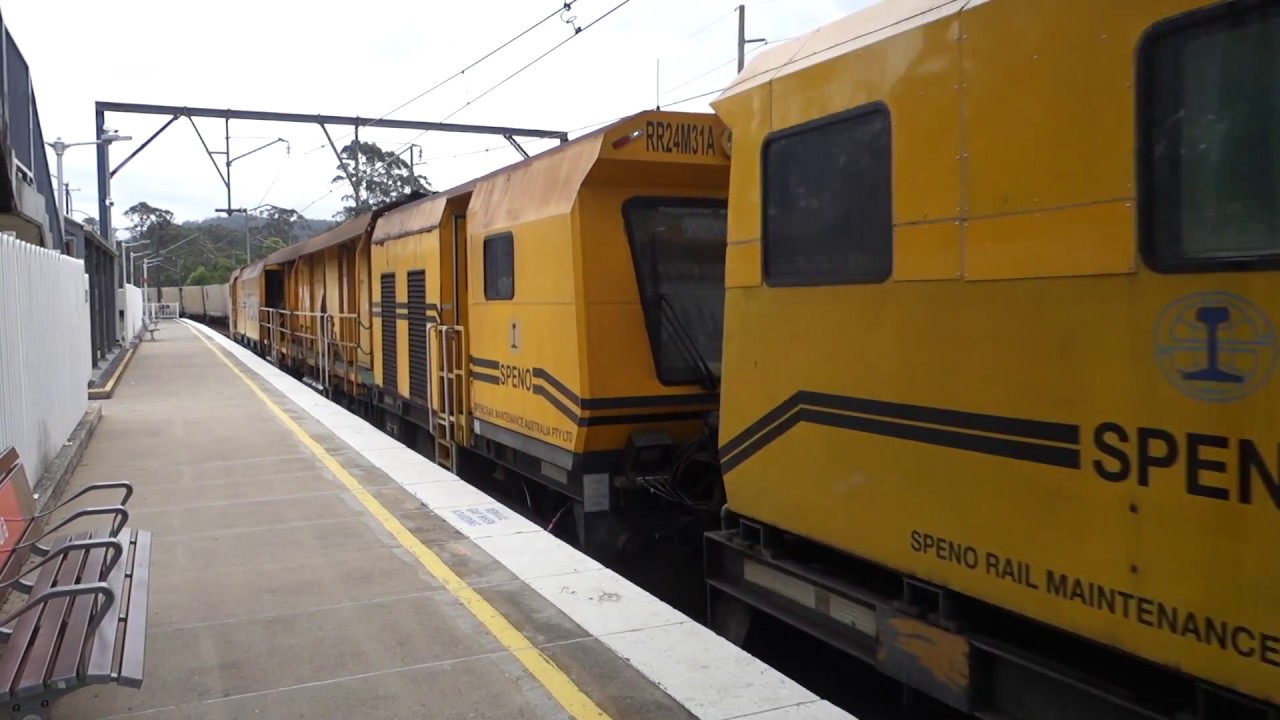 SPENO rail grinder is overtaken by SCT 7MB9- 28/10/18