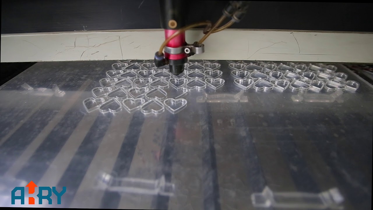 Лазерная резка оргстекла - YouTube
