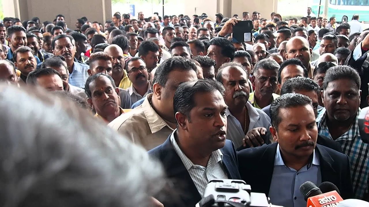 R Ramanan Mic Bekas bendahari agung MIC Datuk R. Ramanan selar Datuk Seri Dr S ...