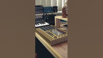 Chill beat making on the MPC Live II