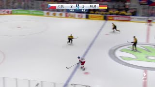 Kubalik goes top shelf and makes it 3-1 for the Czech Republic over...