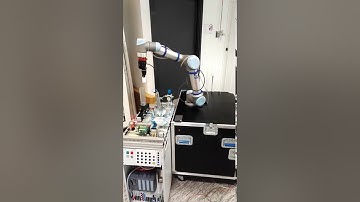 Festo Distributing Module with   UR5 Robot