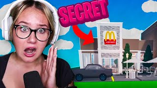 SHOWING ALL MY SECRET BLOXBURG BUILDS!! Roblox screenshot 5