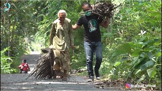 TUBUH RENTANYA TIDAK MAU DIAM, MASIH SUKA KE KEBUN MENCARI KAYU