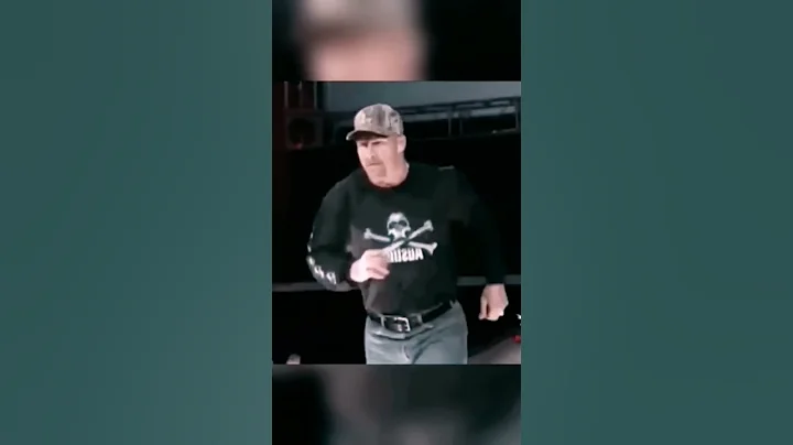 Steve Austin Helps Mick foley #shorts #wwe #steveaustin #mickfoley