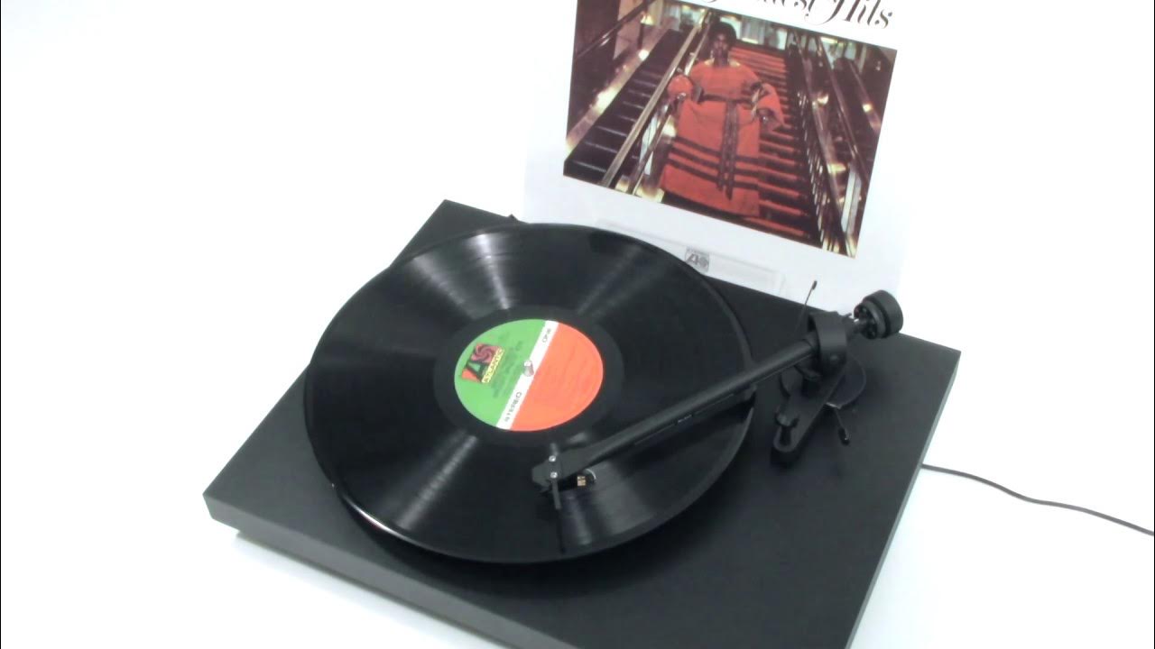 Aretha Franklin - I Say a Little Prayer (Official Vinyl Video) Aretha Franklin - I Say a Little Prayer (Official Vinyl Video)