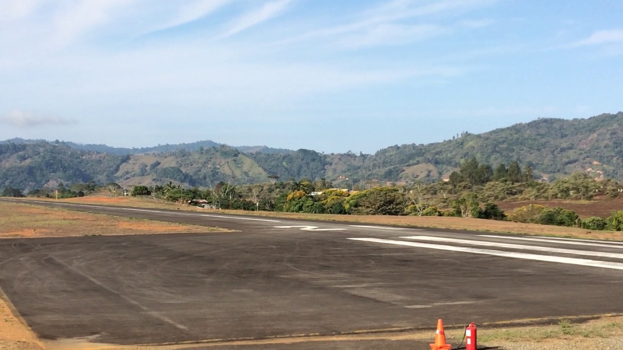 Sansa Air flight landing at Perez Zeledon airport YouTube