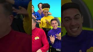 Wheels On The Bus 🚌 With Our Friends @Thewiggles Beep Beep! #Shorts #Wheelsonthebus #Nurseryrhymes