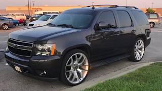 CHEVY TAHOE SITTING ON 26" REPLICA RIMS