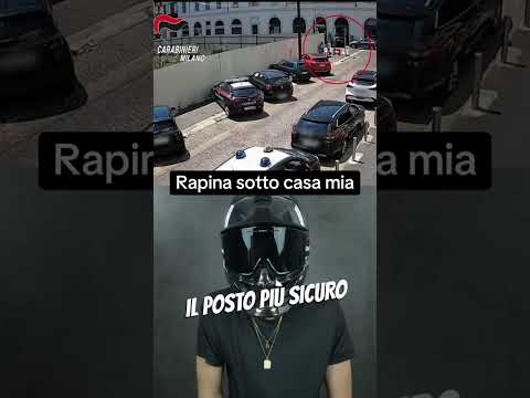 Video Questa rapina è accaduta due giorni fa a Milano proprio sotto casa mia.