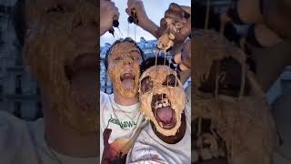 Hayvanlar Denek Değildir.