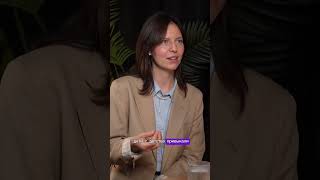 Кто-то вне детской площадки.Интервью Дарьи-на канале.ПОДПИСЫВАЙСЯ!#бизнес #синийтрактор #музыка