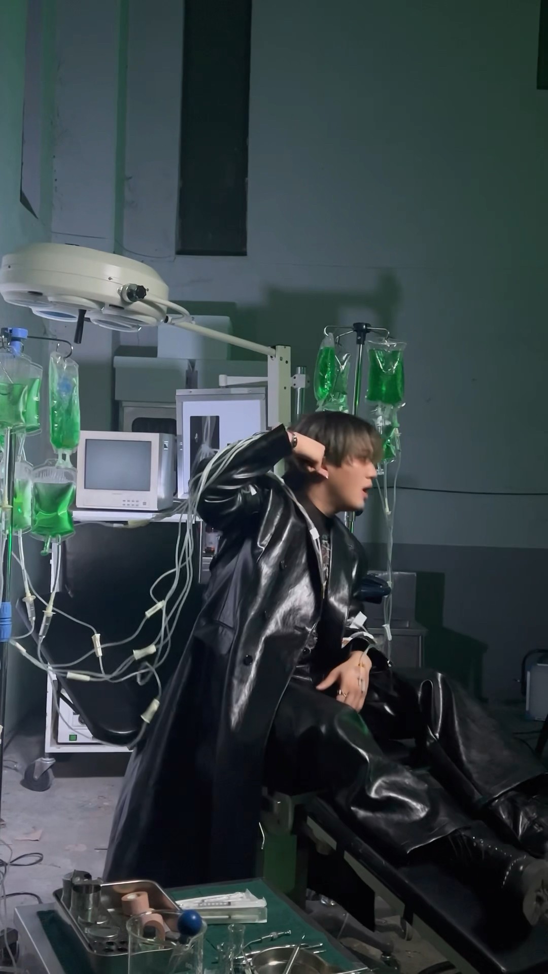 #ULTRA Behind-the-scenes?? #StrayKids #스트레이키즈 #창빈 #Changbin #合 #HOP #WalkinOnWater #SKZ_PLAYER