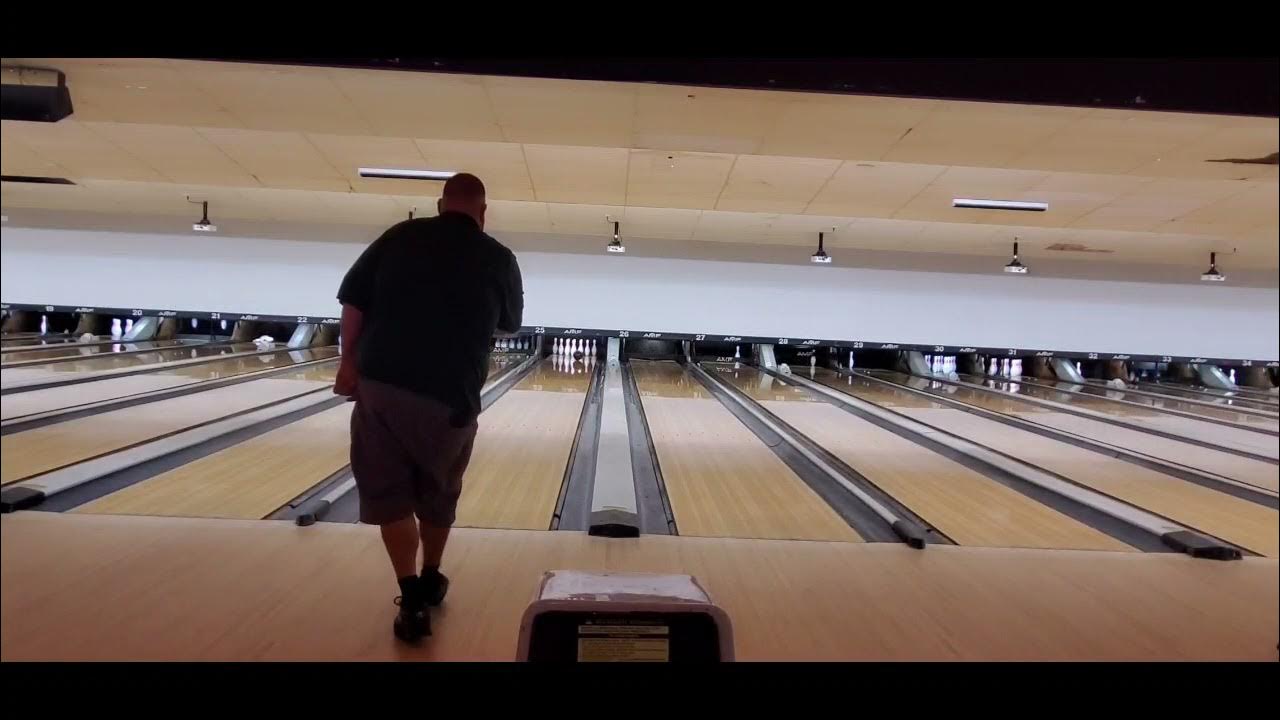 Caz F. bowling Diamond lanes 💎 YouTube