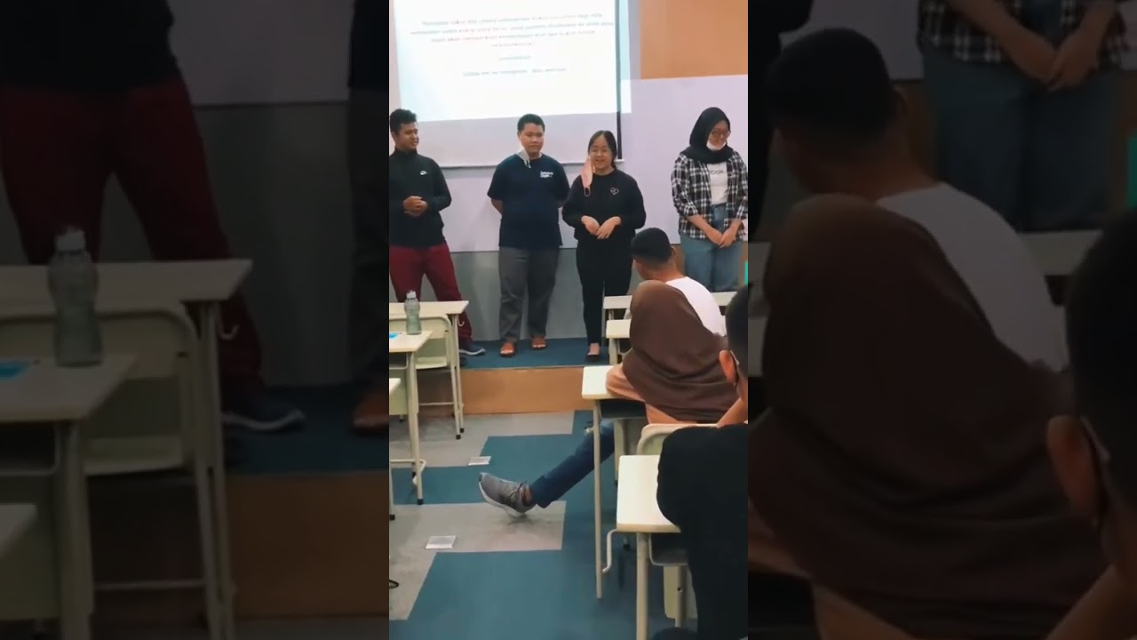 WEBINAR PUBLIK SPEAKING with "Brain Academic" by ruang guru