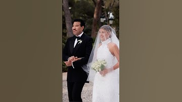 Lionel Richie Walk His Daughter Down The Aisle on her Wedding Day