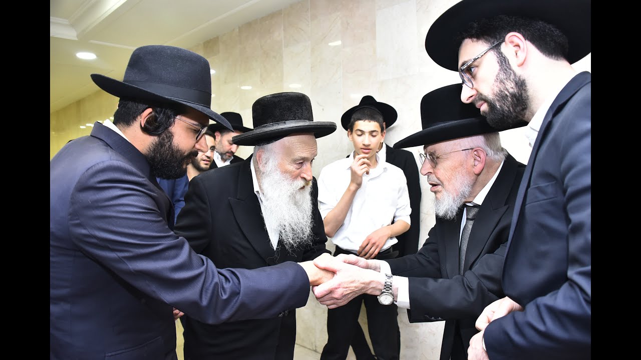 מרן הגר"י אזרחי על הגאון הינוקא: אינו מסיח דעת מה' • מי שיכול לחבר בין הבורא לכל ישראל! | The Yanuka