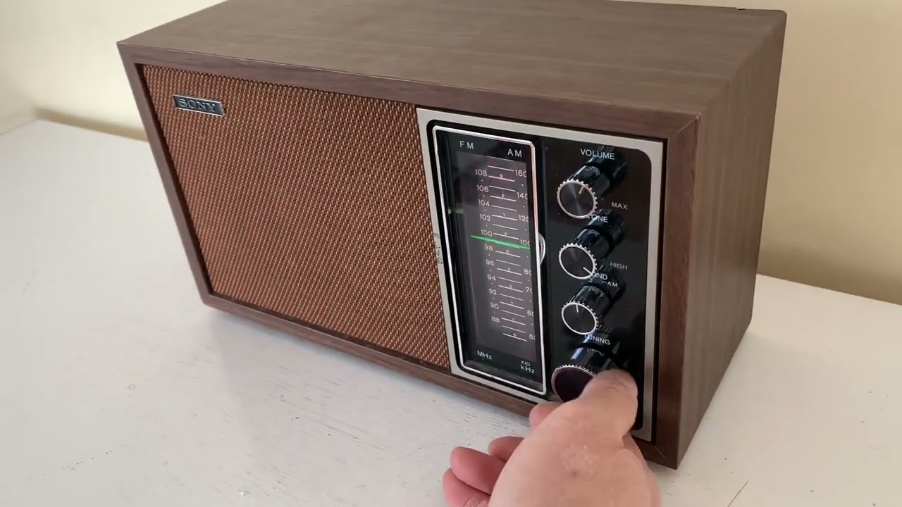 Sony Only! 1975-1977 Sony Model TFM-9440W AM/FM Solid State