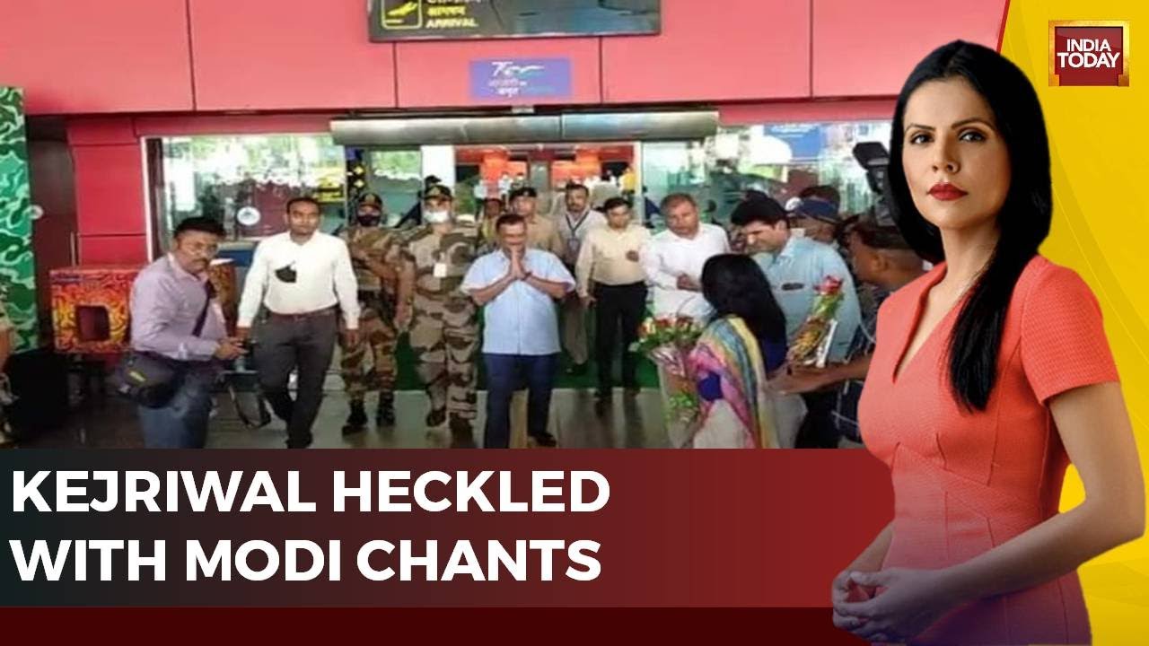 In BJP's Stronghold Gujarat, Arvind Kejriwal Greeted With ‘Modi-Modi’ Chants