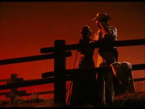 ...E O Vento Levou -  Rhett Butler:  Scarlett, me beije! - 1939