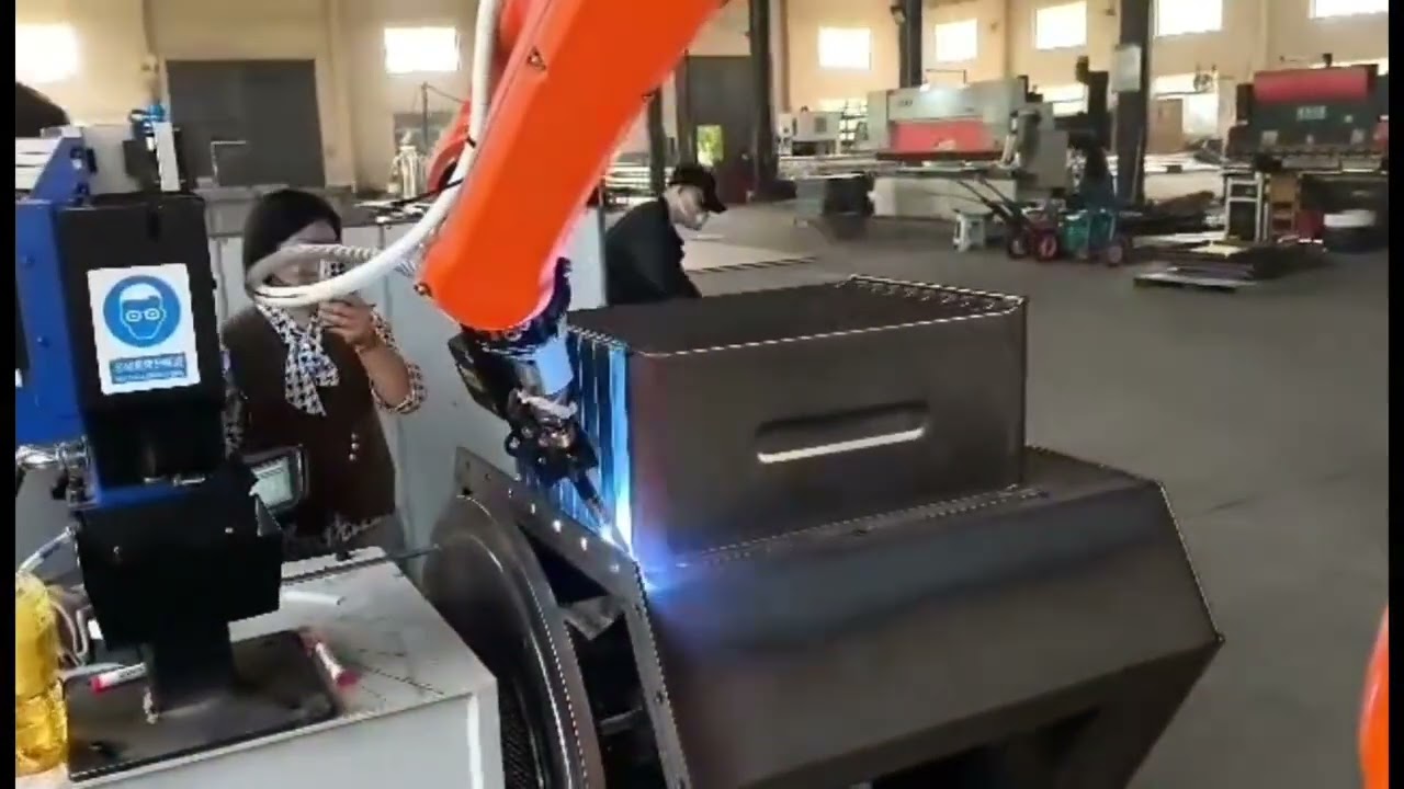 Transformer oil tank welding seam tracking, automated welding equipment, transformer oil tank