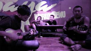 Pengamen jalanan cover lagu debu jalanan (cerita anak jalanan)