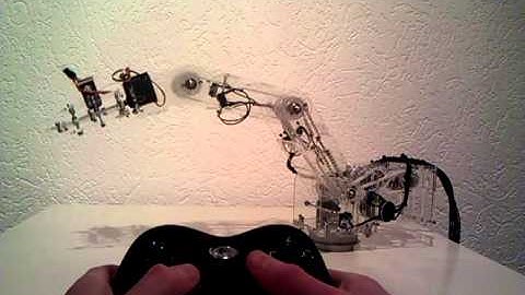 Home made robot arm, controlled with PS3 controller