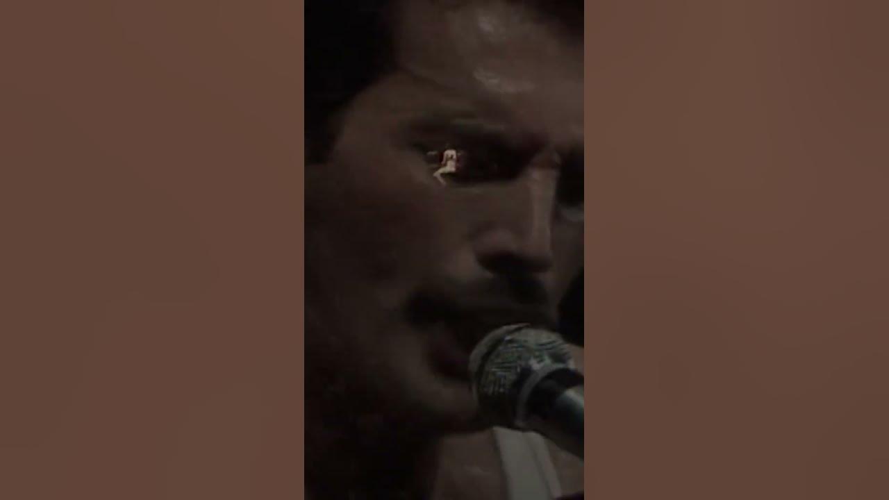 When he can play piano AND sing 🎶🔥 Play The Game, live at Milton Keynes Bowl, 1982 #queen #shorts