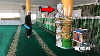 Download Lagu JIN DIIKAT DI TIANG MASJID, Masya Allah!! Beginilah Cara Jin Mencelakai Manusia MP3
