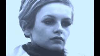 Saint Etienne - London Belongs To Me (Foxbase Beta 2009 Version)