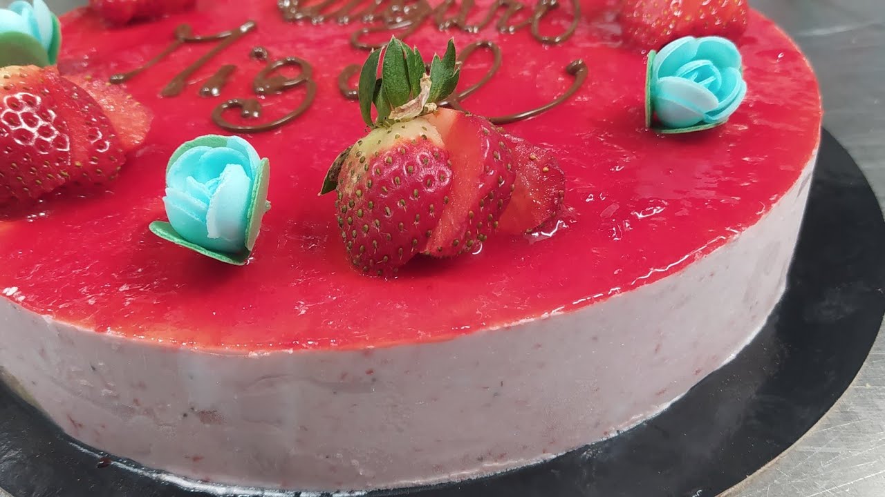 Semifreddo alla Fragola Meringa Italiana - Corso di Pasticceria