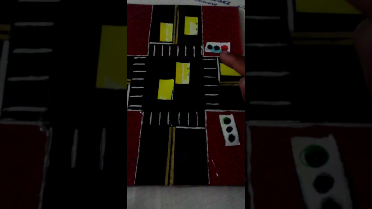 Conversão à esquerda em semáforo comum e cruzamento onde é minha a preferencial