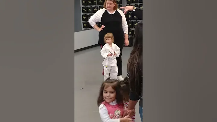 Linda Thomason karate