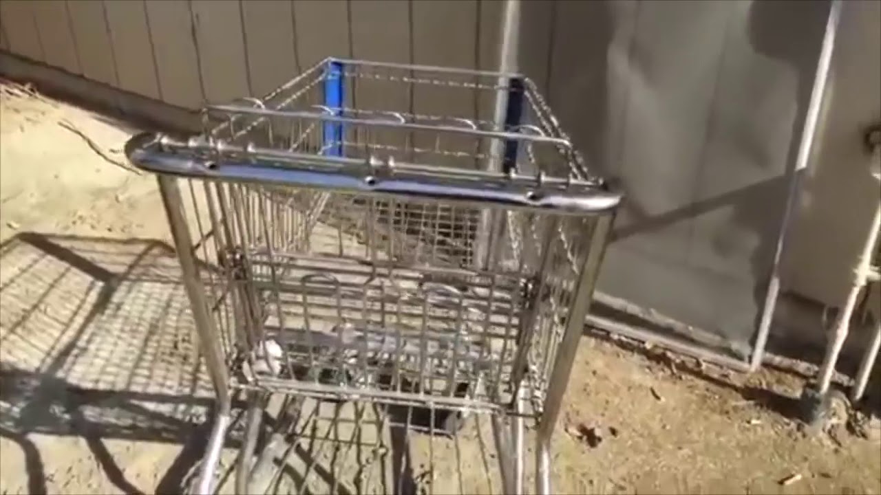 Edp445 breaks in his house after he couldn't find his keys