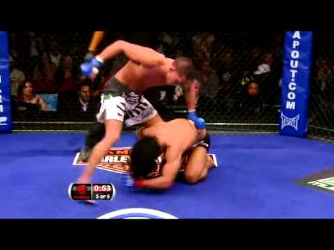 [HQ] WEC 53 - Anthony Pettis Knocks Out Ben Henderson - Amazing Kick