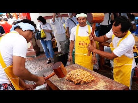 Thai Street Food - PEANUT CANDY POUNDING Bangkok Thailand @TravelThirstyBlog