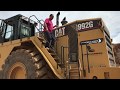 Cat 992G Wheel Loader Loading And Operator View - Sotiriadis Brothers