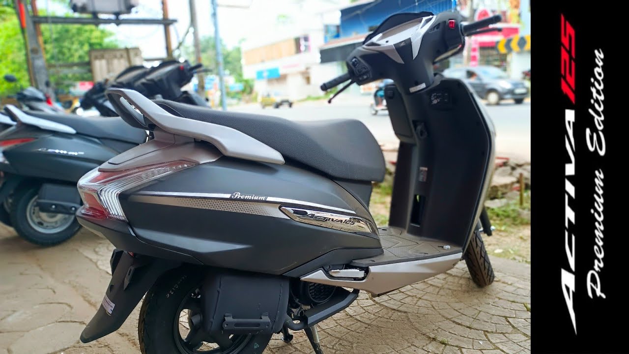 2022 Honda Activa 125 Premium Edition BS6 | Matte Earl Silver Metallic | Walk-around