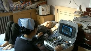 Community health centers in Beijing provide seniors with visiting services---What is China?
