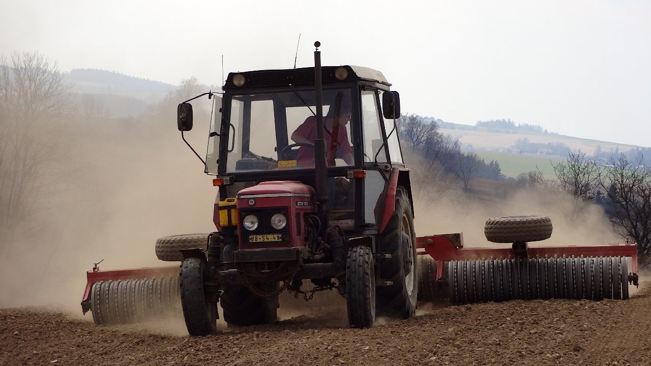 ZD Okrouhlička Zetor 7011 Válcování 2013 - YouTube