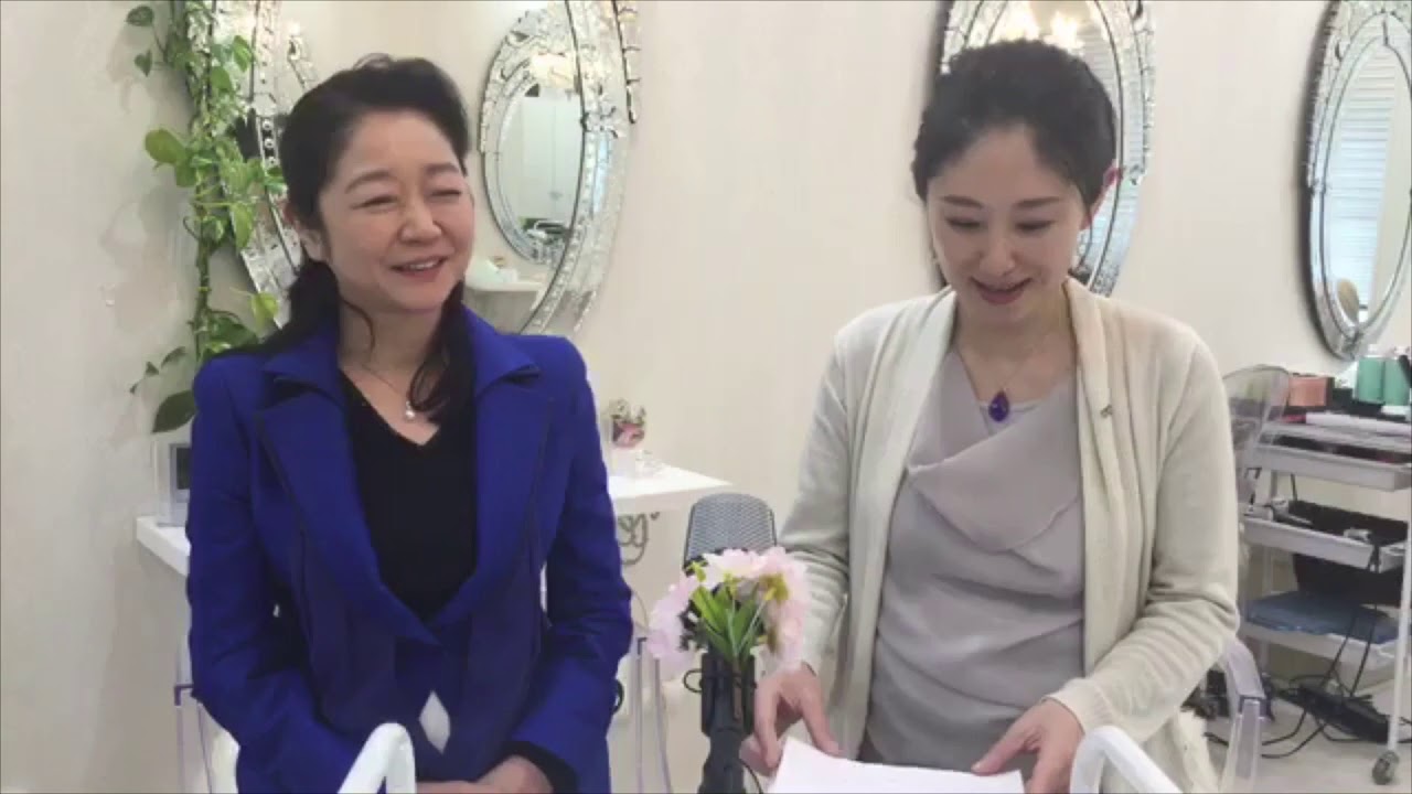 銀座 クラブ稲葉のオーナーママ 白坂亜紀さん 女子大生ママから銀座オーナーママまでの道のり 伸びる子の共通点や子育てについてのお話も Youtube